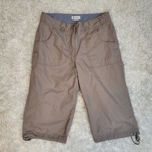 Van Heusen Women's Khaki Capri Pants, Tan/ Khaki, Size 8
